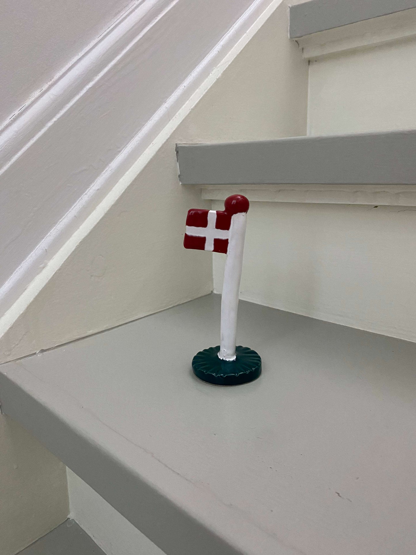 The Clay Play Keramik Flag