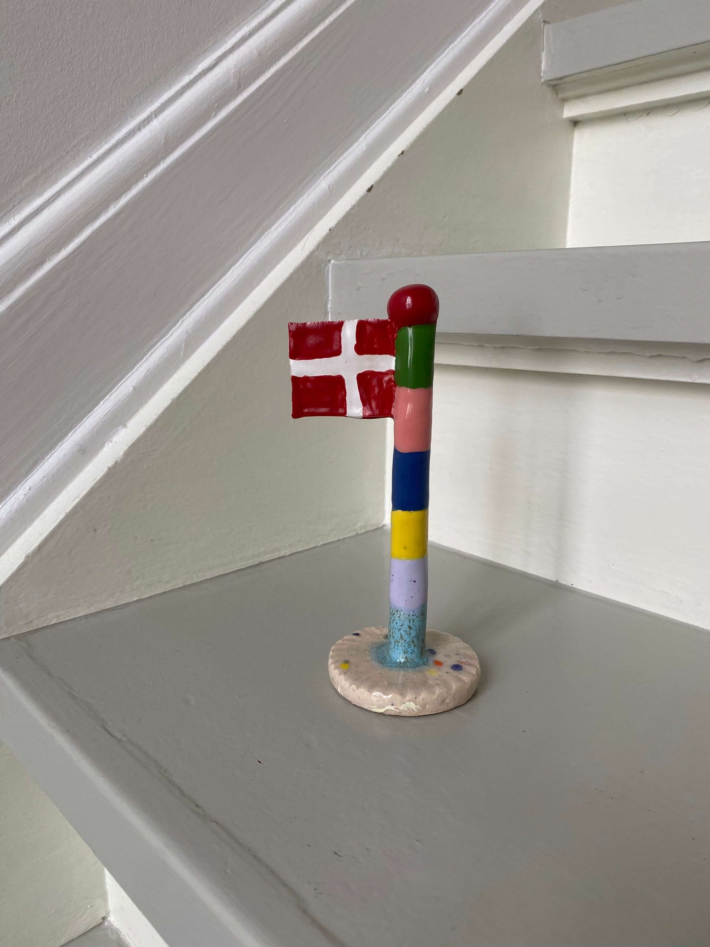 The Clay Play Keramik Flag