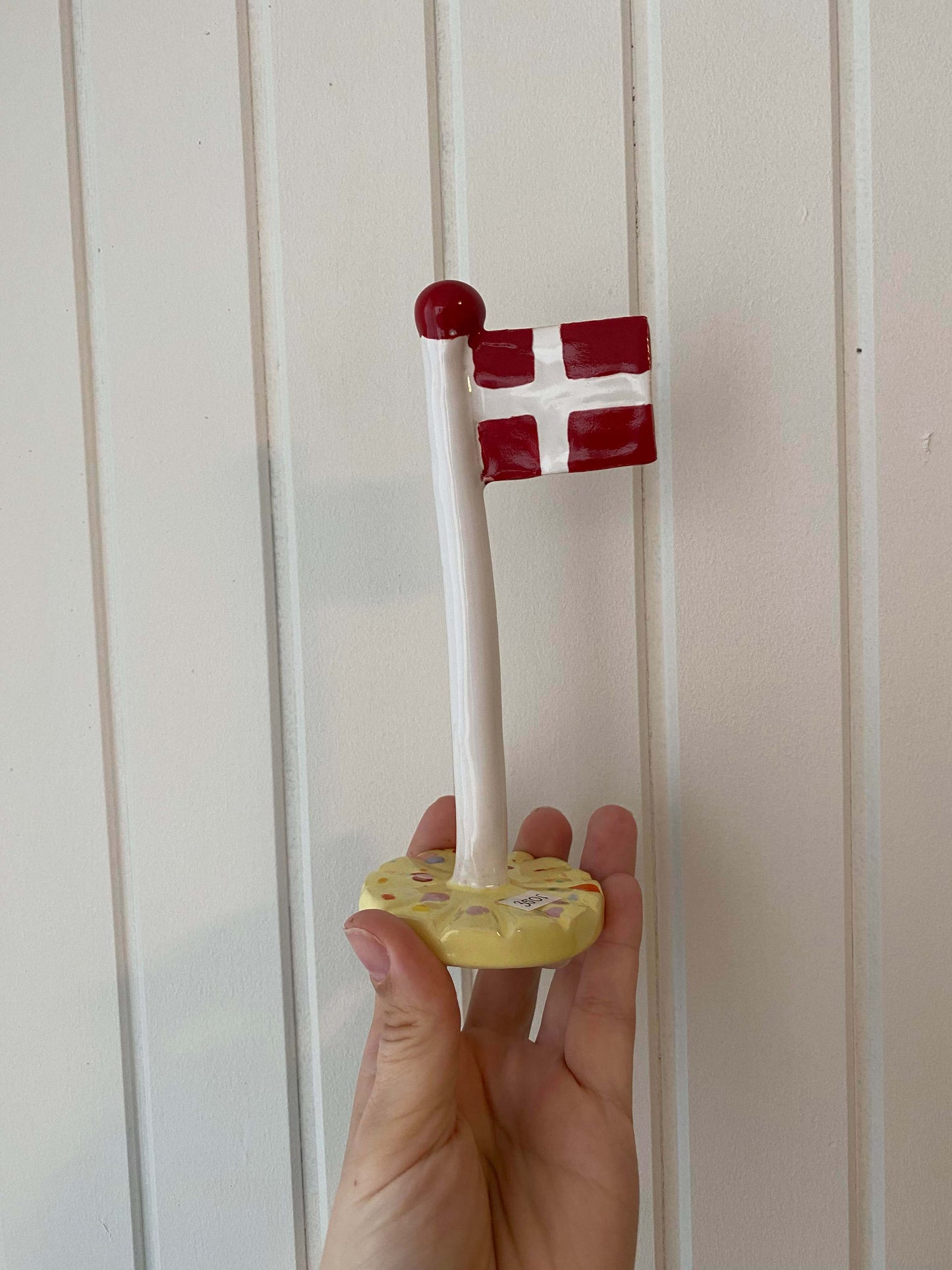 The Clay Play Keramik Flag