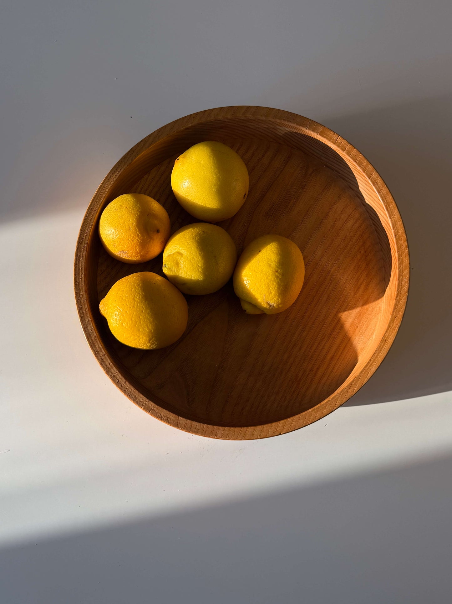 Træskål til servering