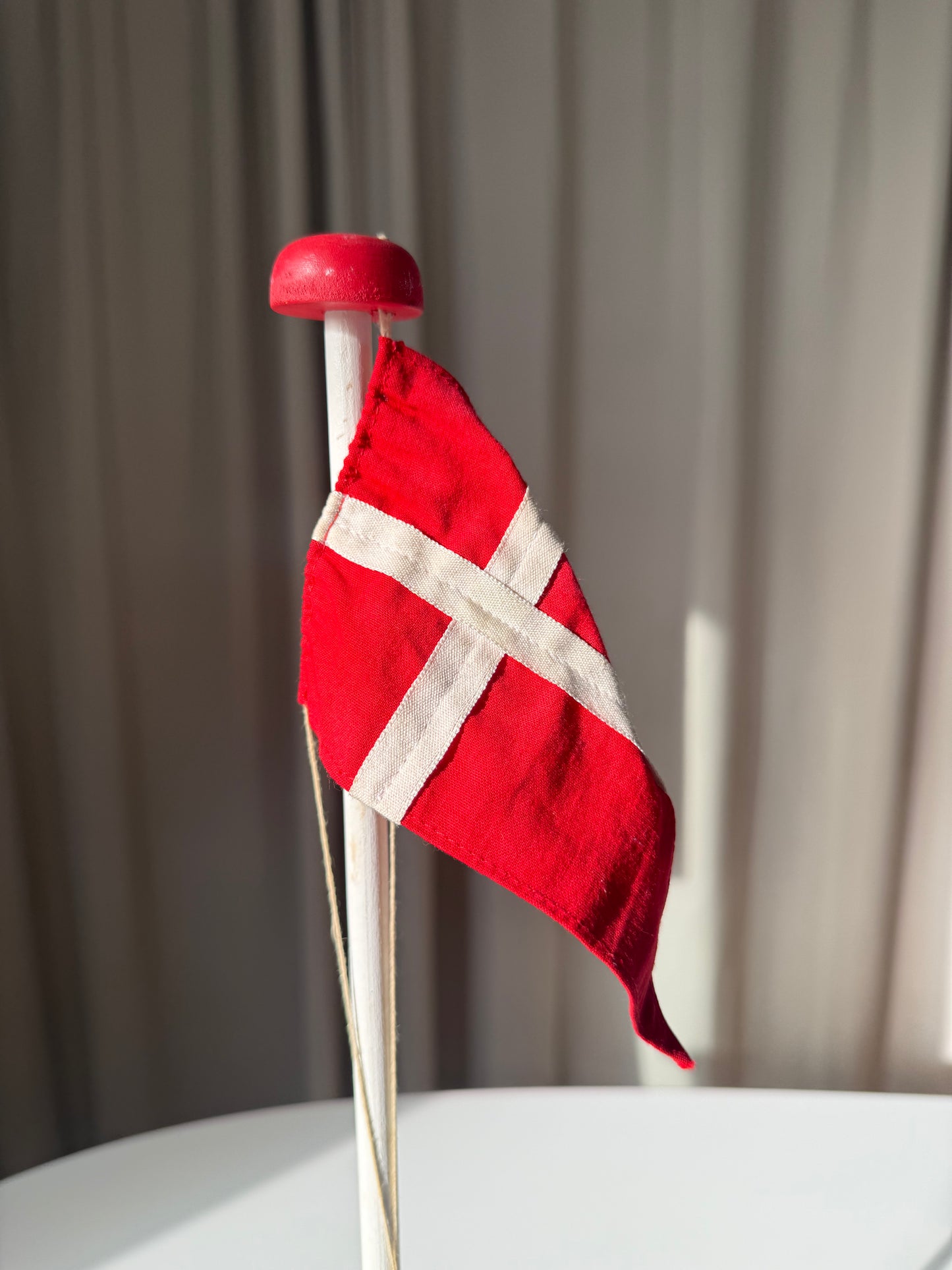 Bordflag med Dannebrog