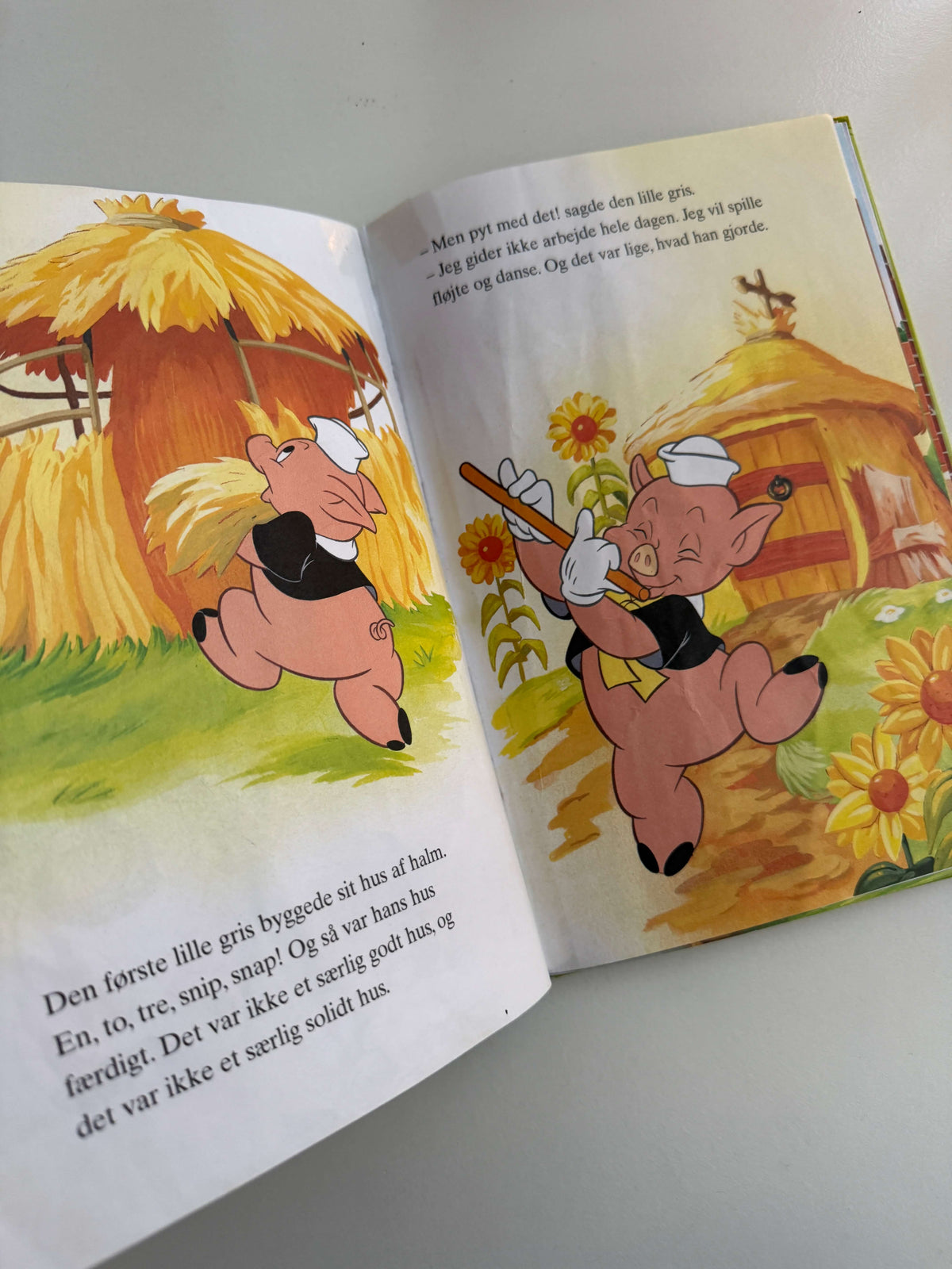 De tre små grise bog
