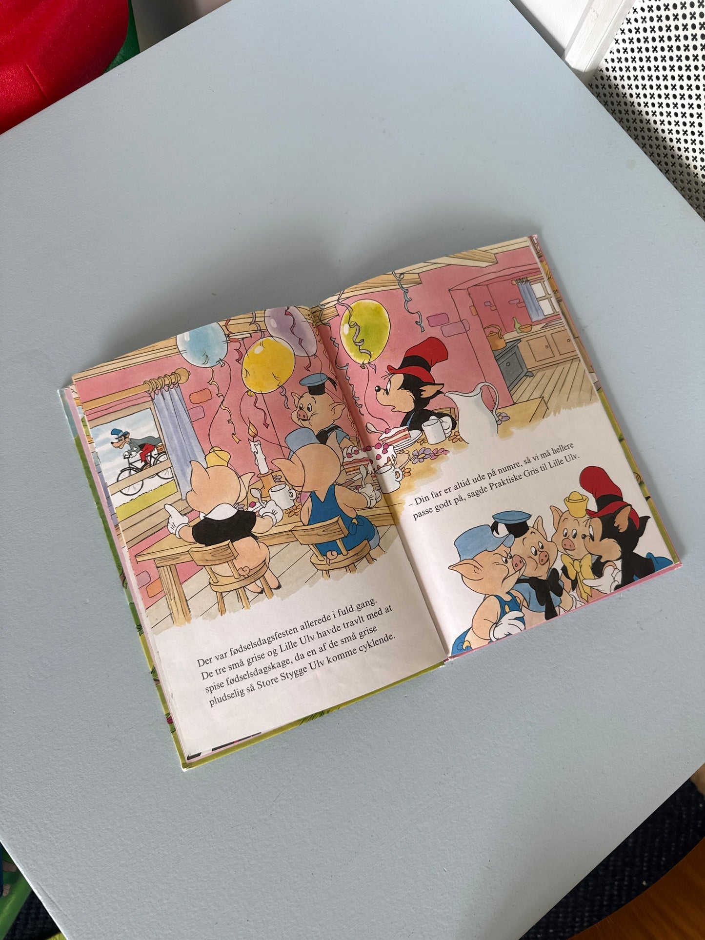 De tre små grise holder fest – Disney børnebog