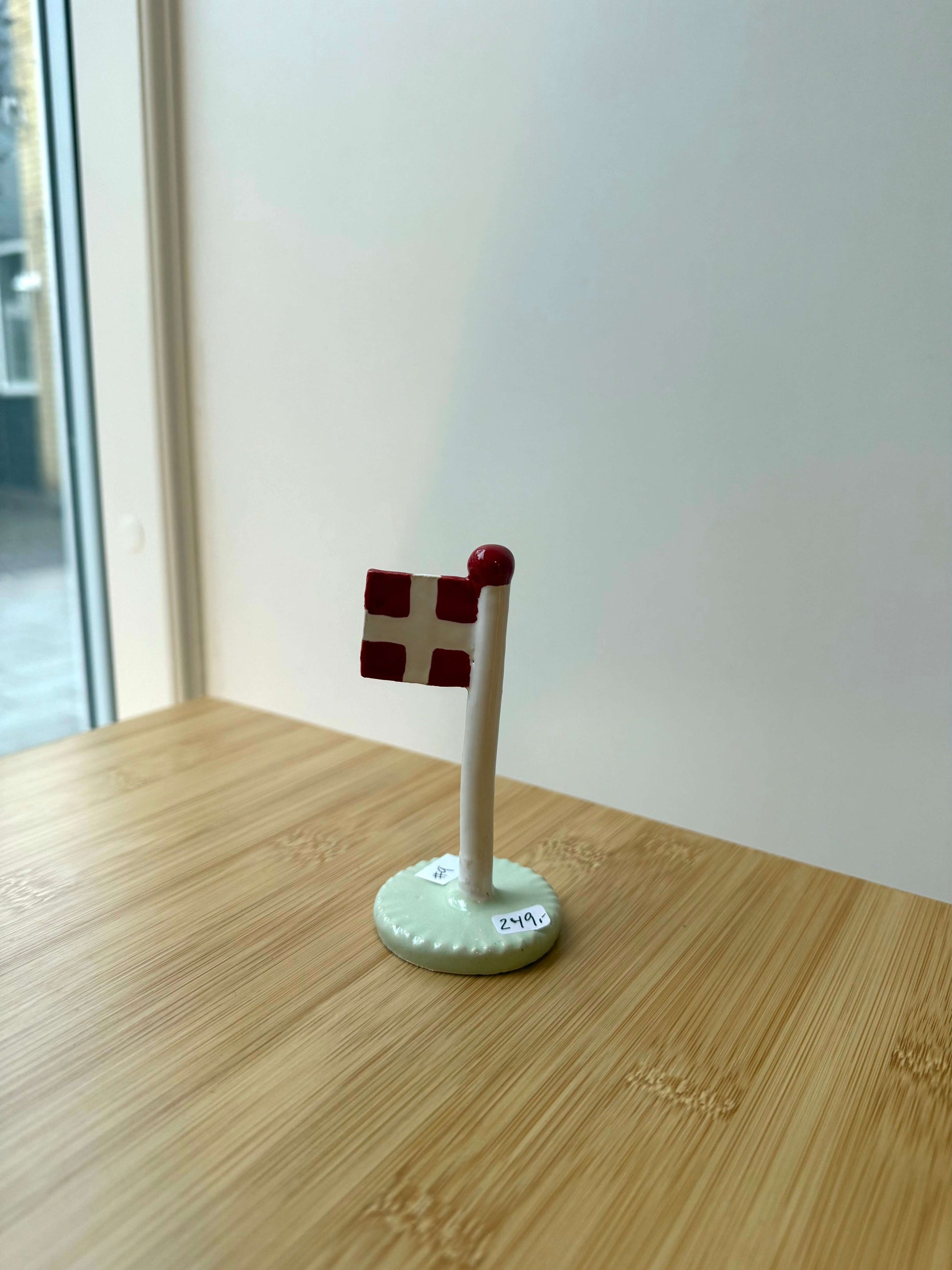 keramikflag med grøn bund