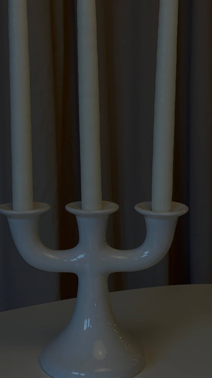 Trehovedet lysestage