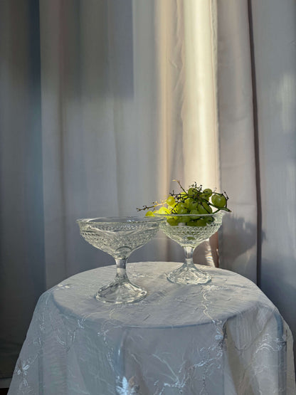 Glas opsats med flot mønster