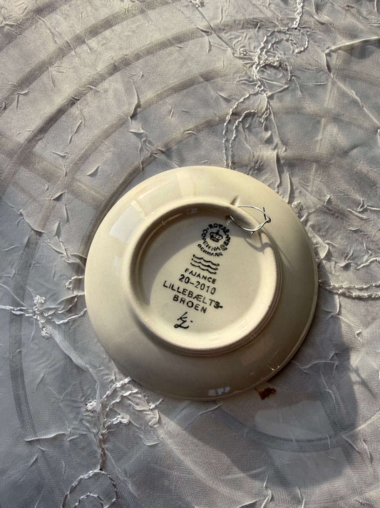 Lille Royal Copenhagen tallerken med Lillebæltsbroen