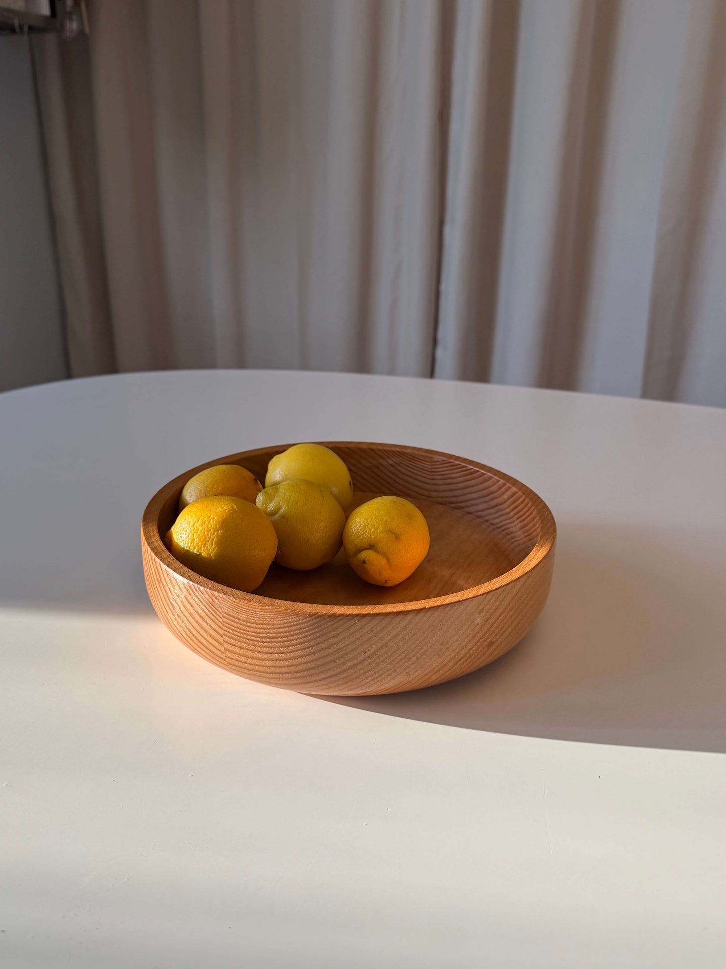 Træskål til servering