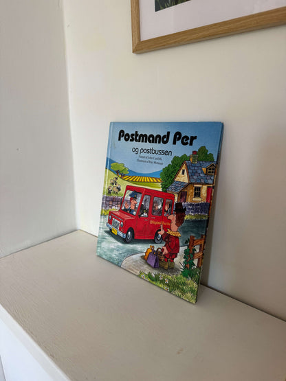 Postmand Per og postbussen bog