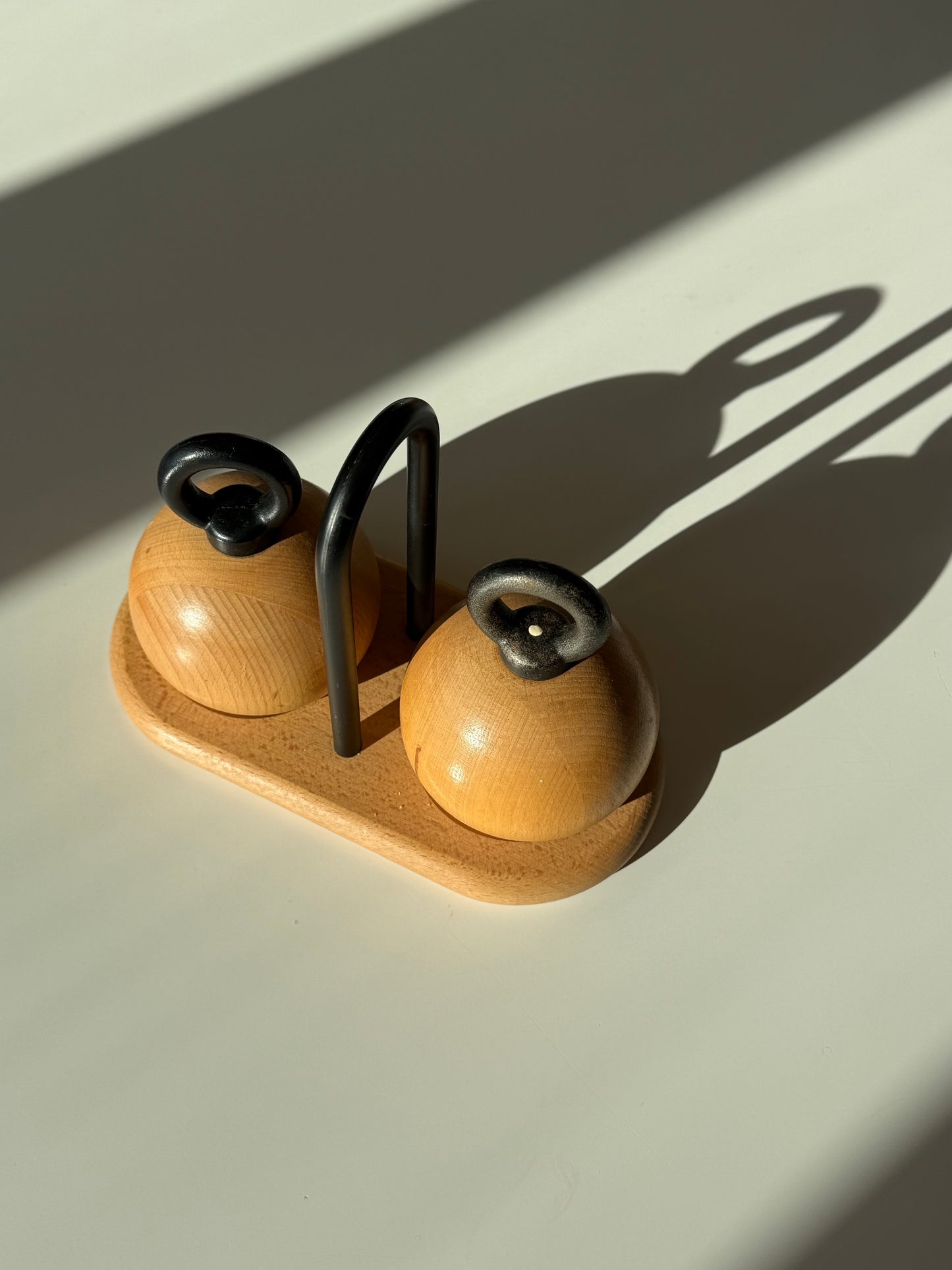 Retro salt- og pebersæt i træ