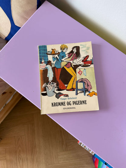Krumme og pigerne bog