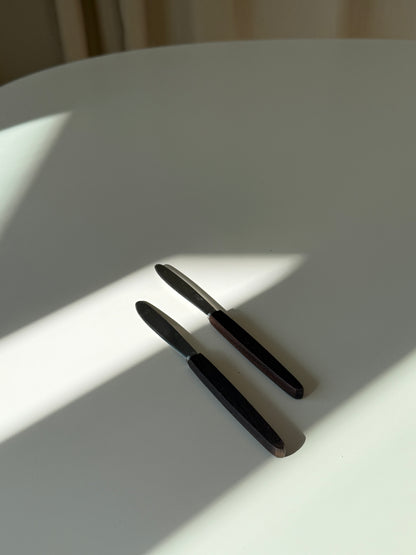 Smørknive med brunt skaft