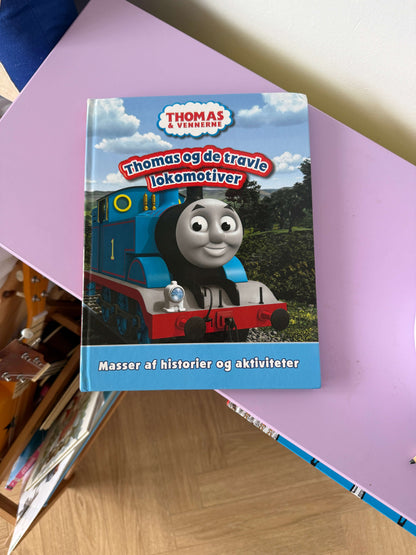 Thomas og de travle lokomotiver bog