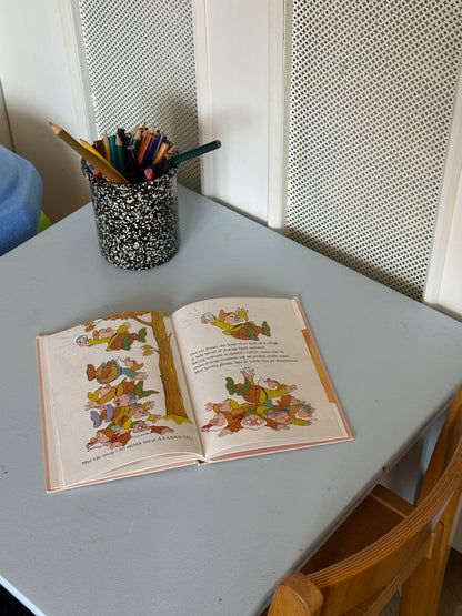 De syv små dværge og Snehvides diamant – børnebog