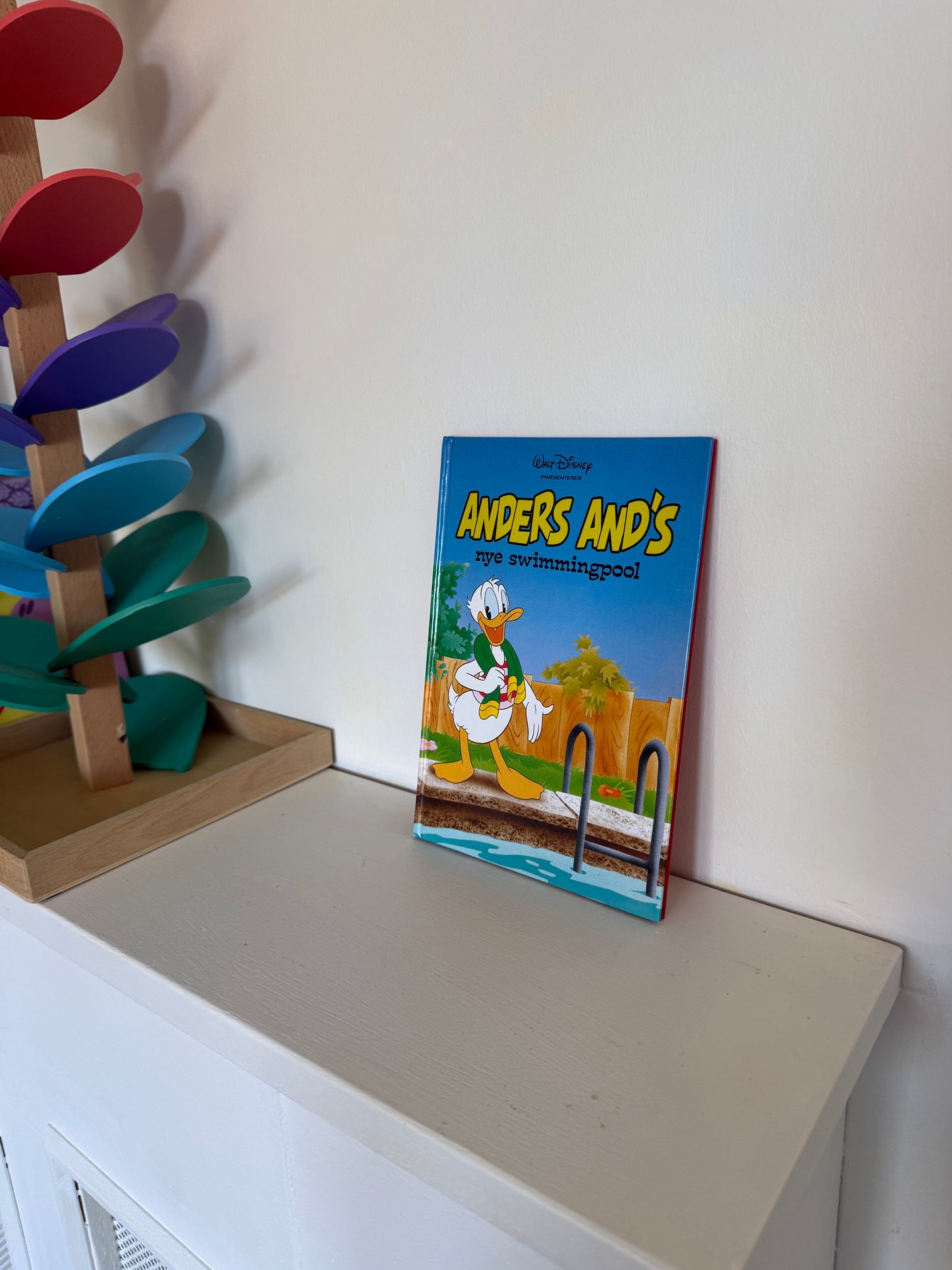 Anders And’s nye swimmingpool – Disney børnebog