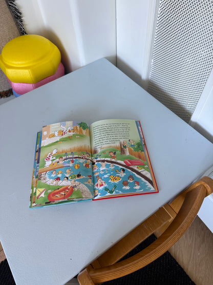 Anders And’s nye swimmingpool – Disney børnebog
