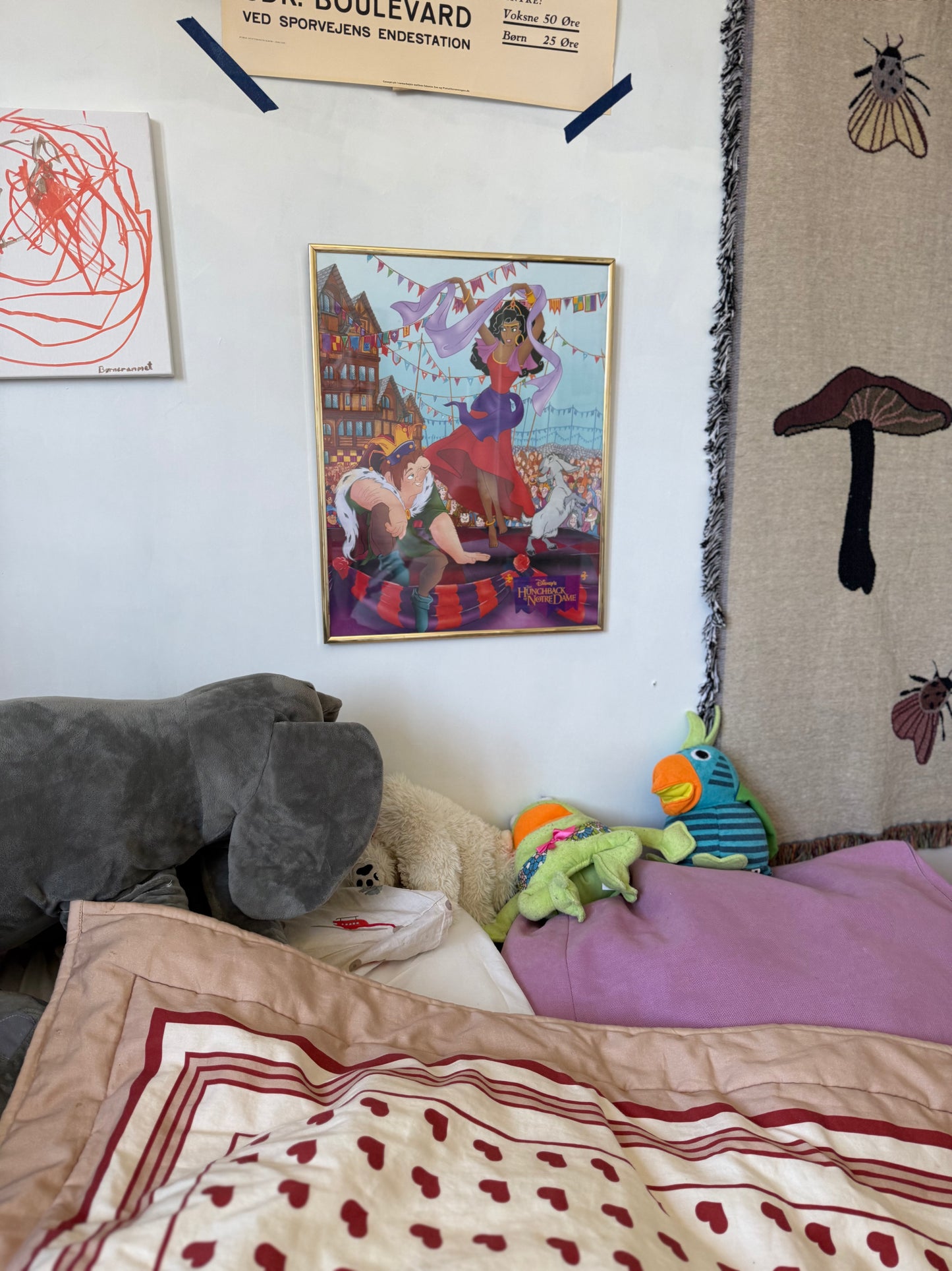 Klokkeren fra Notre Dame plakat med ramme