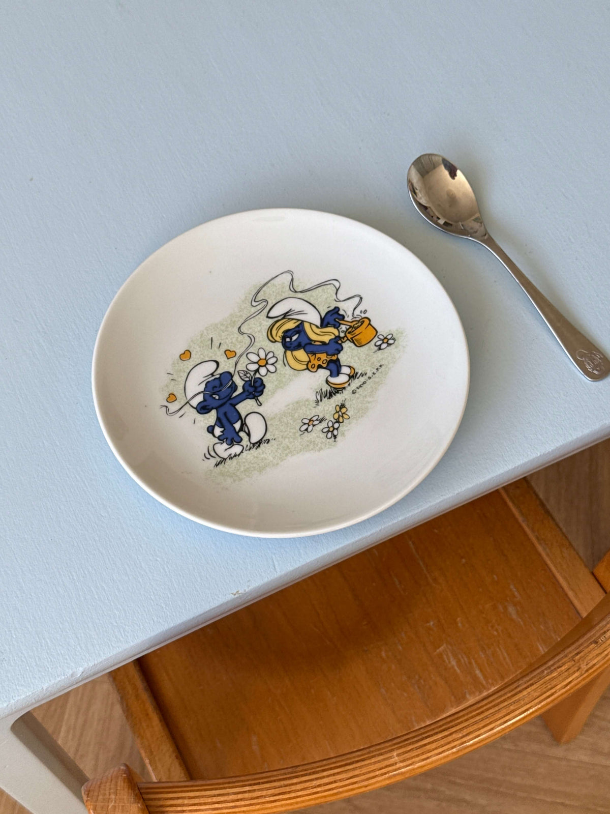 Porcelænstallerken med Smølferne
