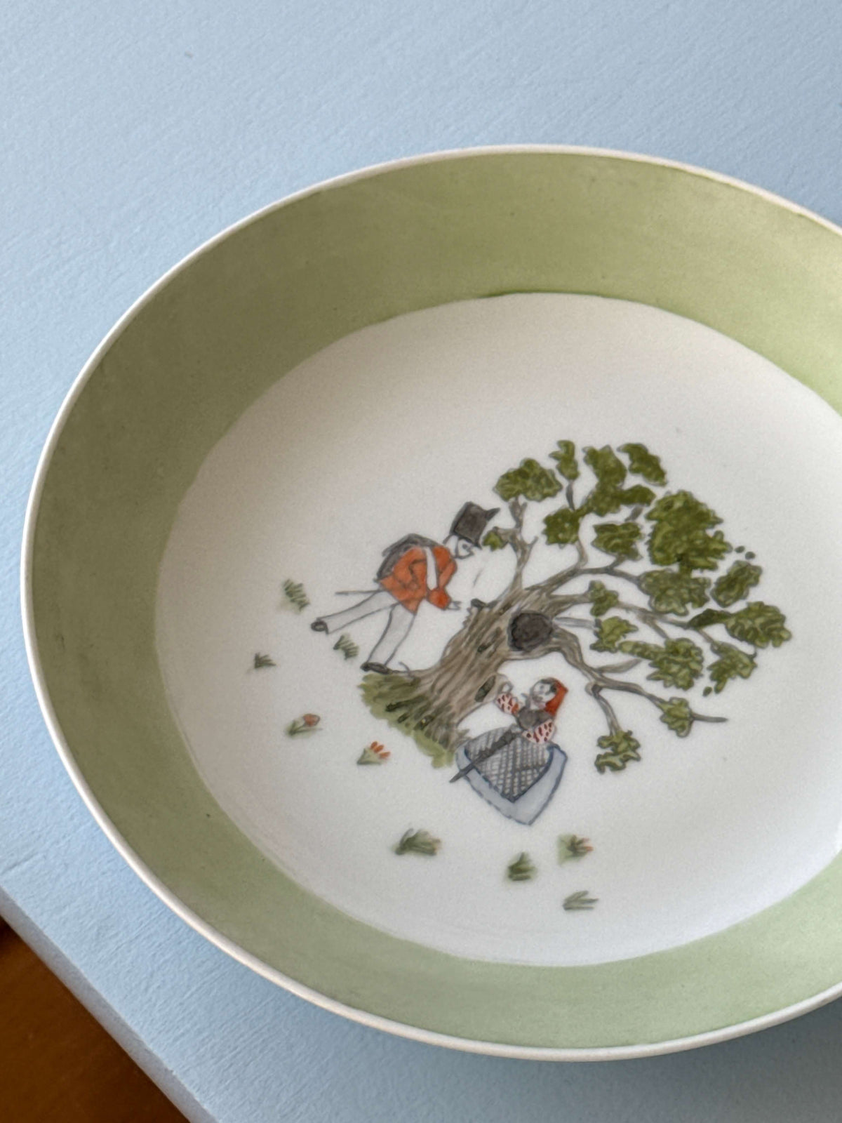 Dyb porcelænstallerken med Den Standhaftige Tinsoldat