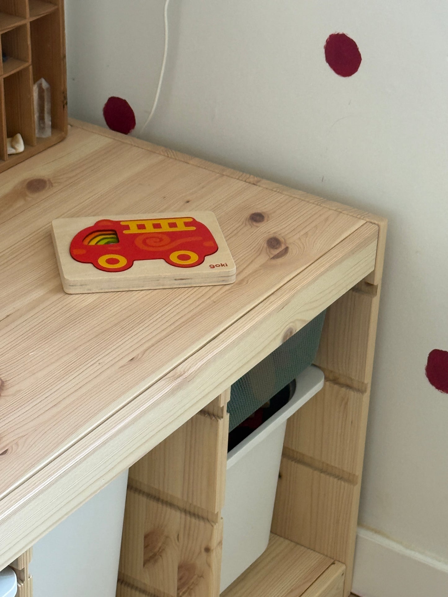 Træpuslespil med biler