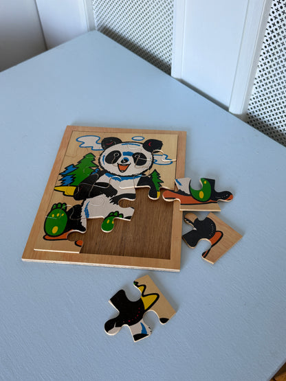 Træpuslespil med panda