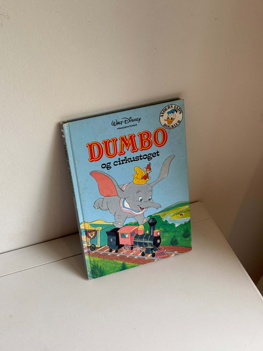 Dumbo og Cirkustoget bog