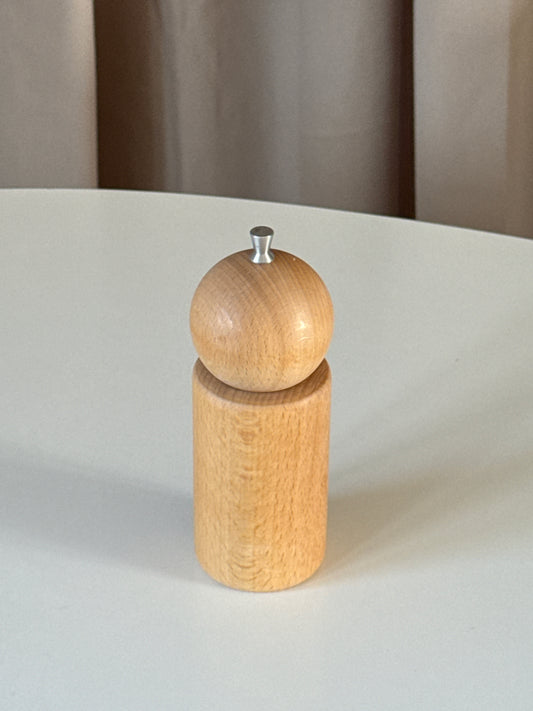 Saltkværn i træ