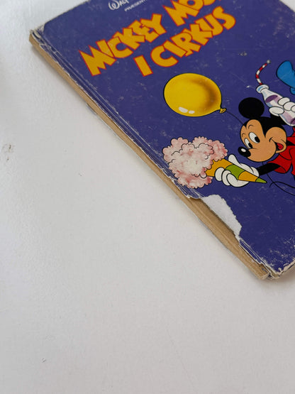 Mickey Mouse i cirkus bog