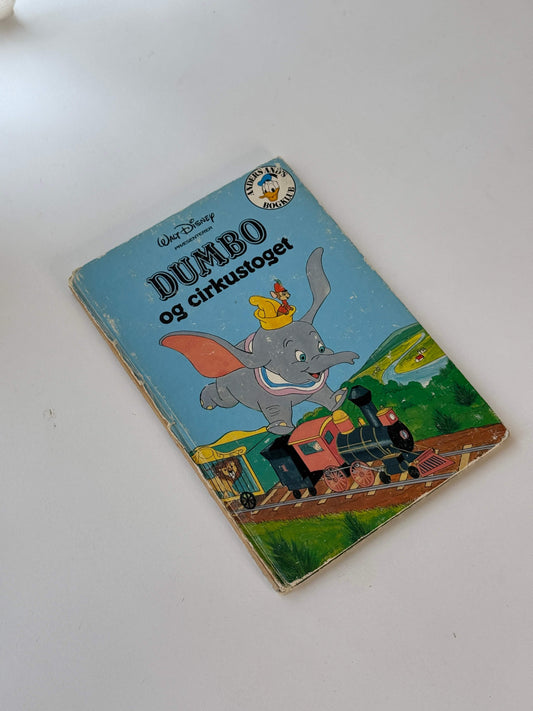 Dumbo og Cirkustoget bog