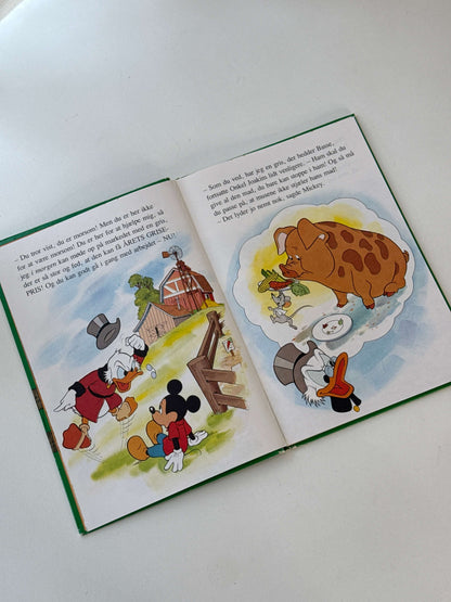 Mickey Mouse på bondegården bog