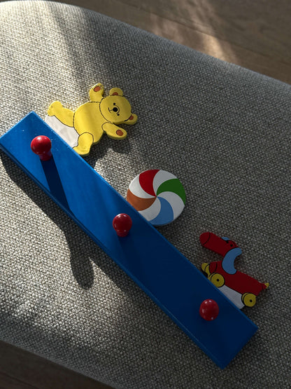 Knagerække i træ