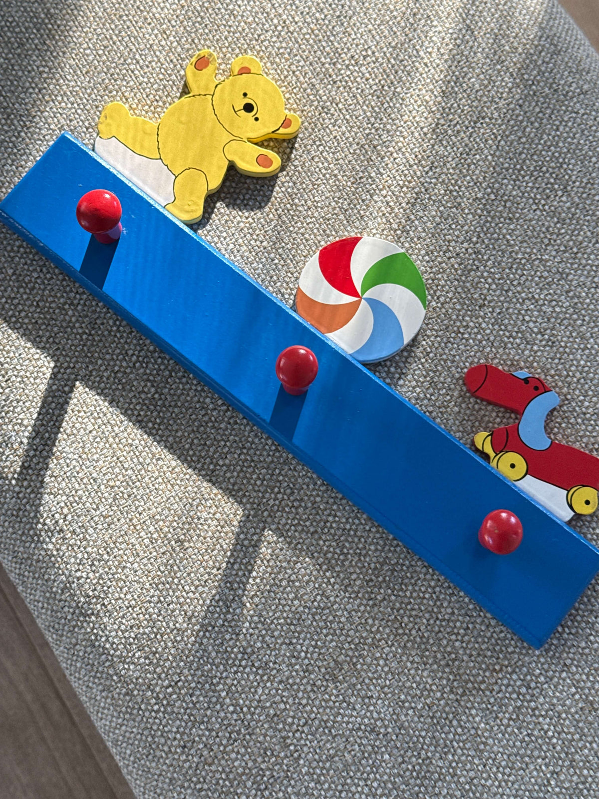 Knagerække i træ
