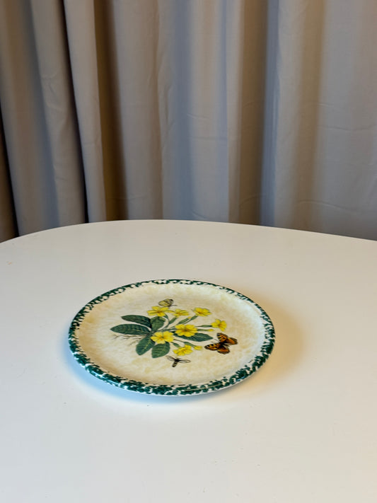 Italiensk tallerken i farverigt design – servering & dekoration