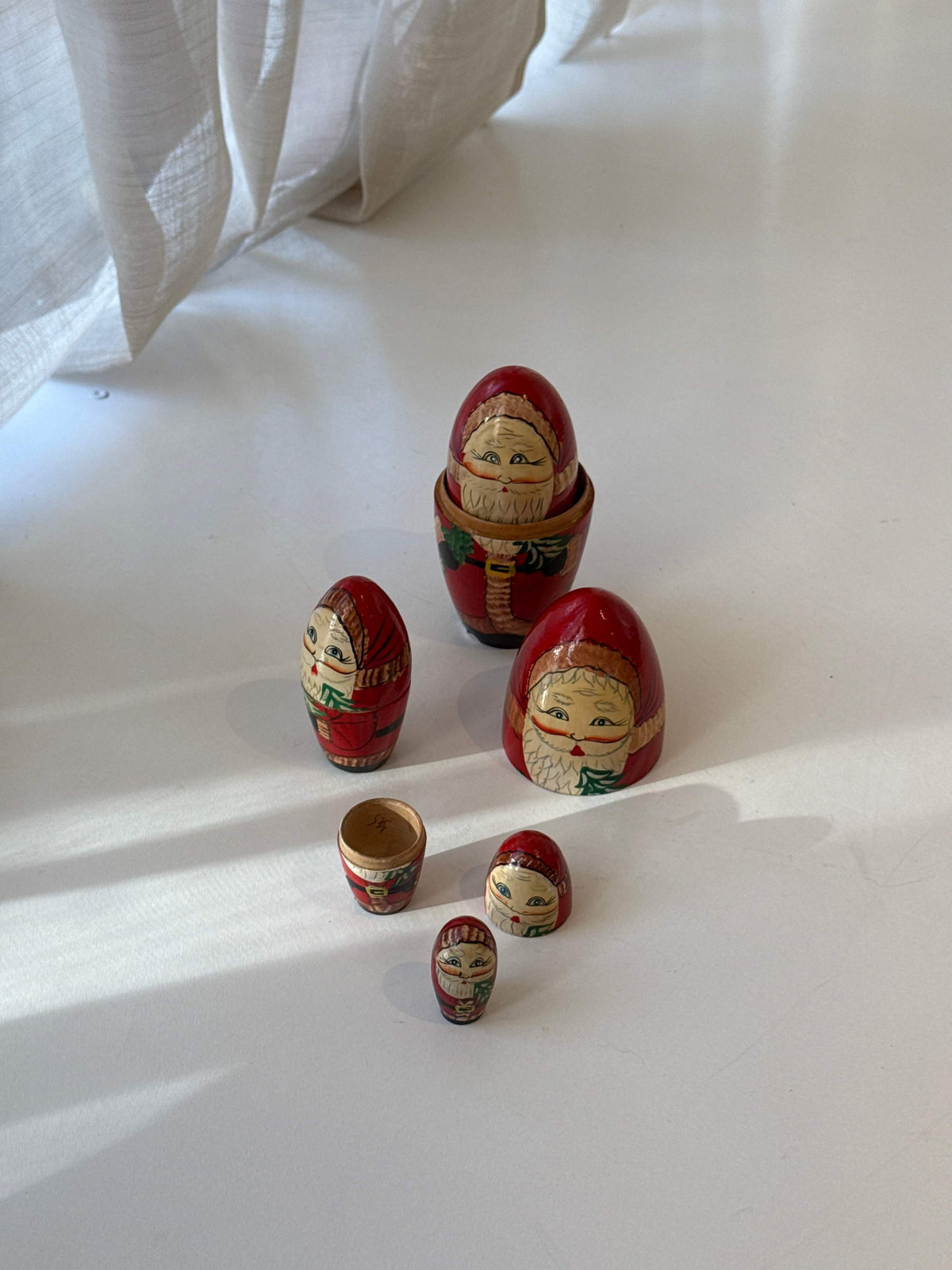 Babuskadukker i træ