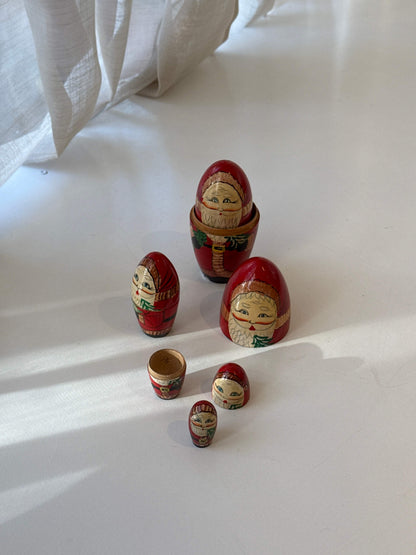 Babuskadukker i træ
