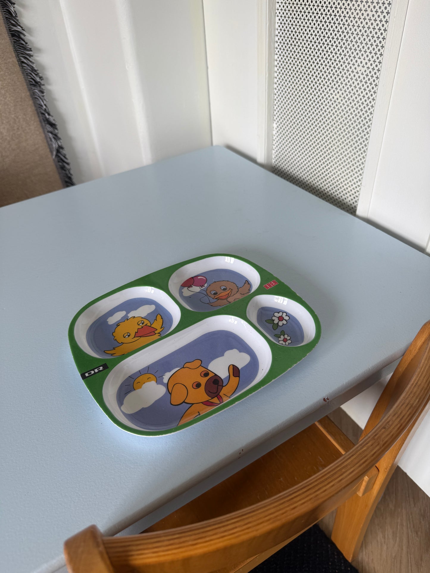 Bamse inddelt tallerken med 4 rum