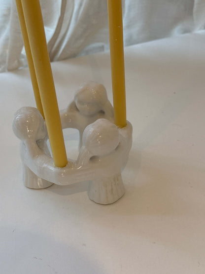 Rund lysestage i porcelæn