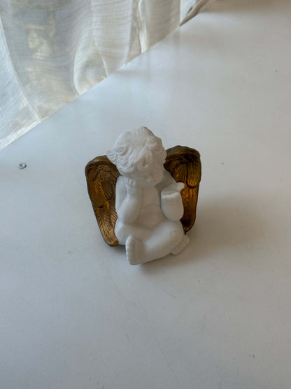 Hvid porcelænsengel