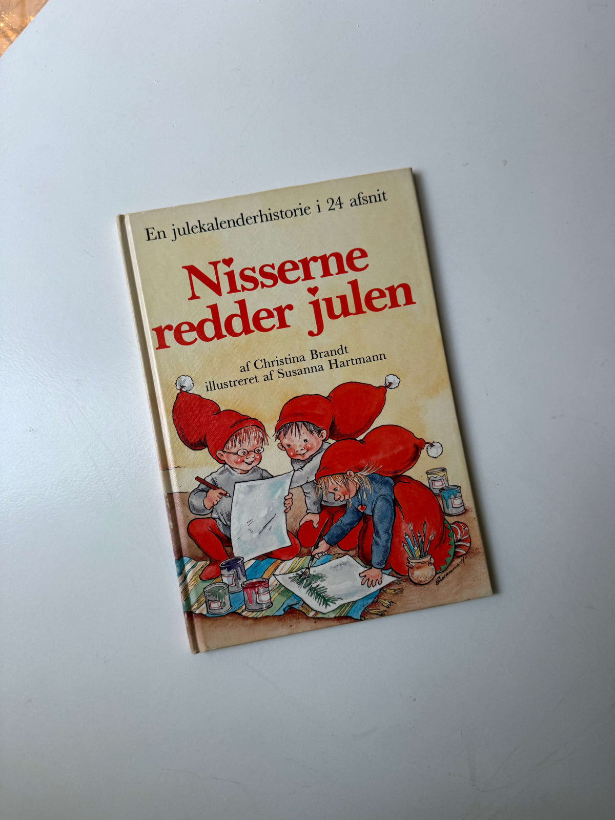 Nisserne redder julen bog